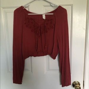 Long sleeve crop top